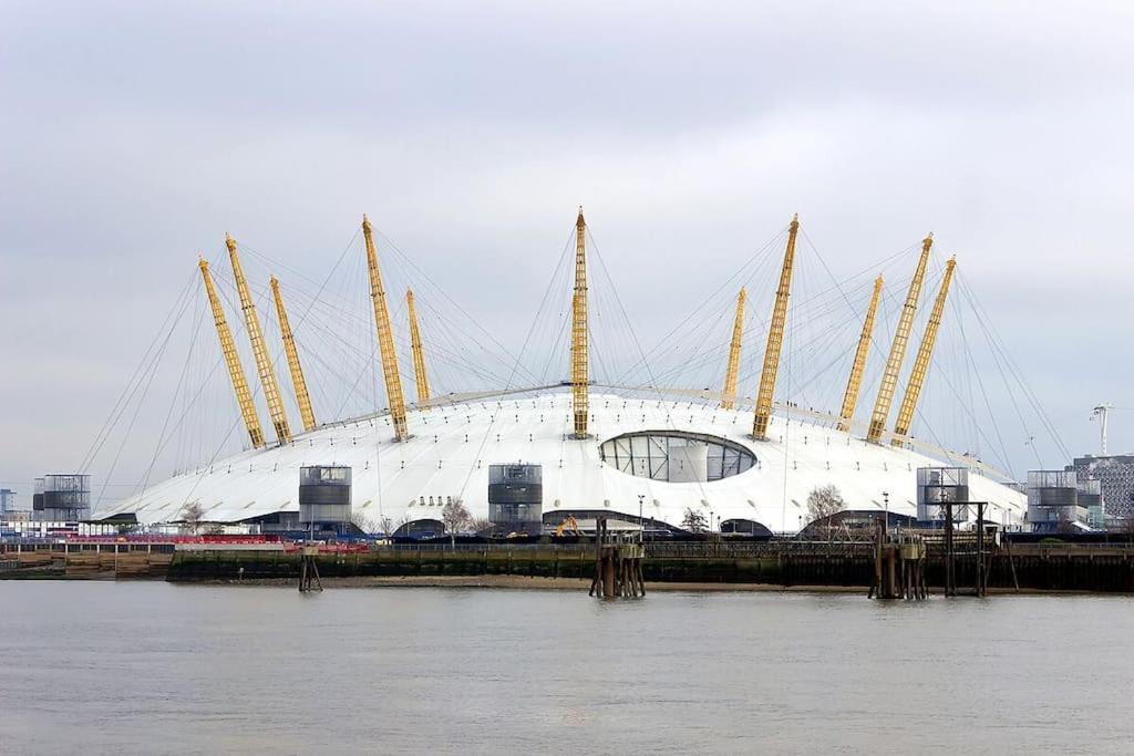Full Apartment Close To Excel Centre, London City Airport , O2 Arena Exterior photo